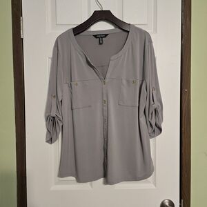 Ellen Tracy Light Gray Button-Down Shirt